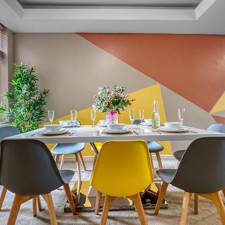 4 Bedroom, 6 Beds, 3 Bathrooms, Near Nec & Birmingham Airport, Business, Contractor And Family Friendly, Free Wi-Fi, Free Parking Coventry Kültér fotó