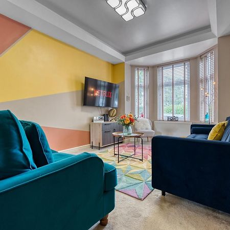 4 Bedroom, 6 Beds, 3 Bathrooms, Near Nec & Birmingham Airport, Business, Contractor And Family Friendly, Free Wi-Fi, Free Parking Coventry Kültér fotó