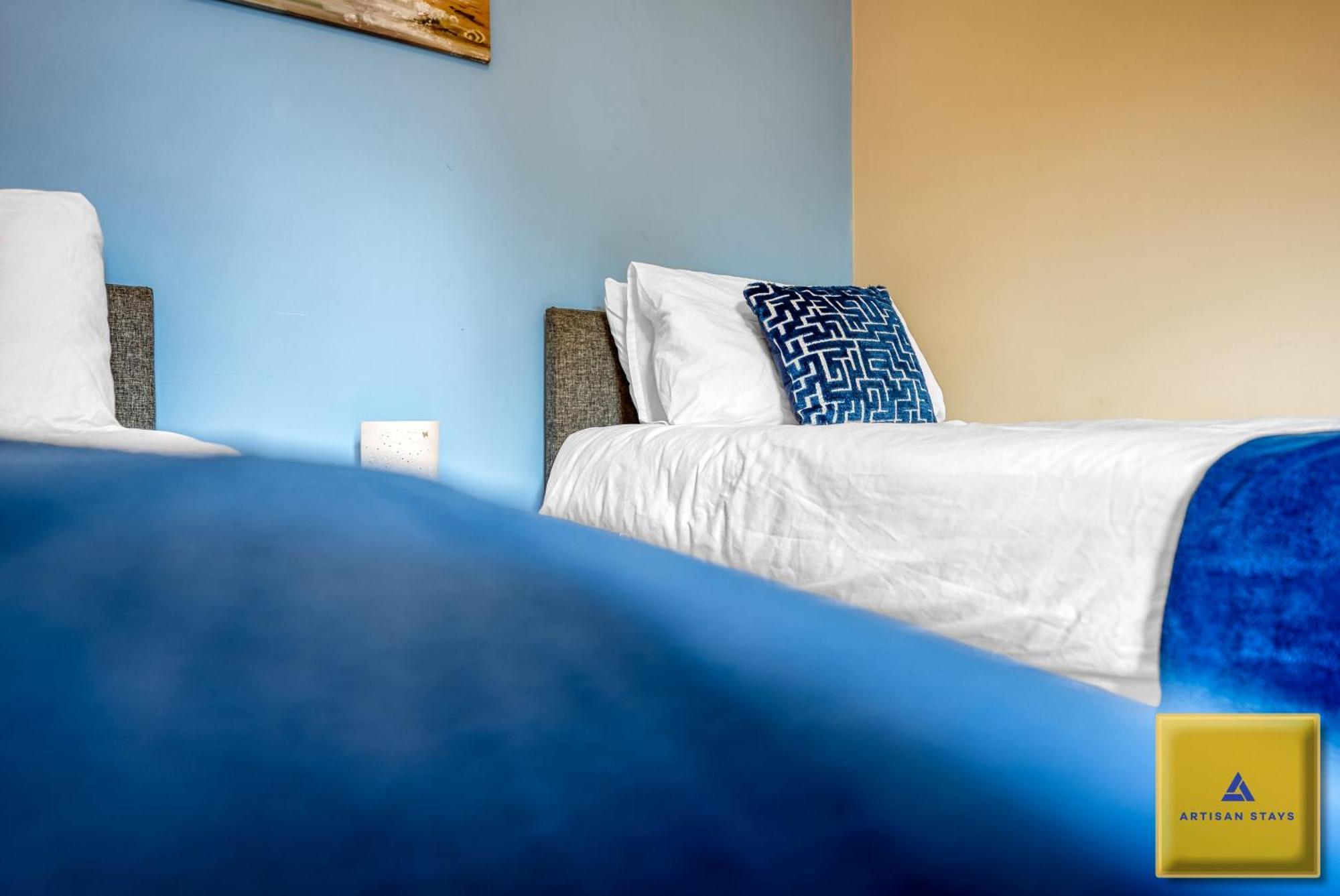 4 Bedroom, 6 Beds, 3 Bathrooms, Near Nec & Birmingham Airport, Business, Contractor And Family Friendly, Free Wi-Fi, Free Parking Coventry Kültér fotó